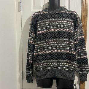 Cricketer Men Acrylic wool blend long sleeve knit crew neck sweater. Size L. Use